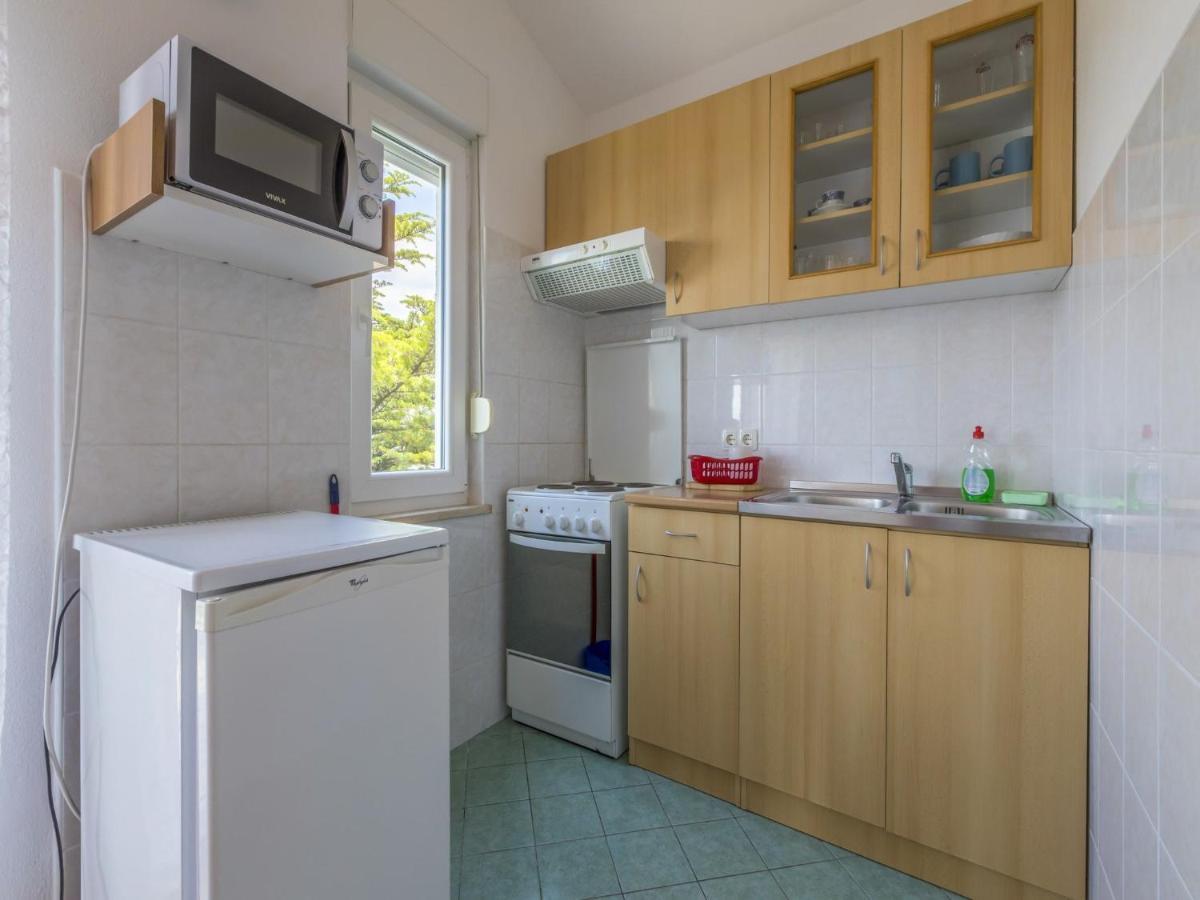 Apartment Maro Dramalj